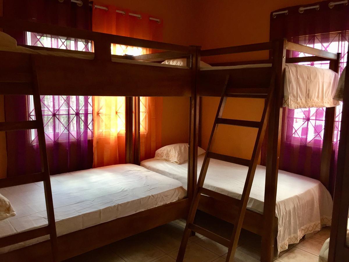 Yaad Hostel Montego Bay Exterior photo