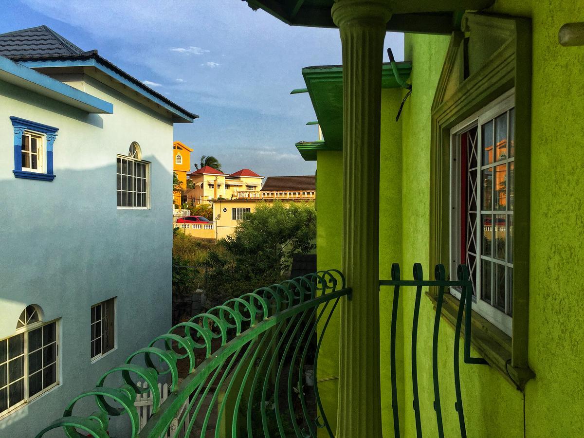 Yaad Hostel Montego Bay Exterior photo